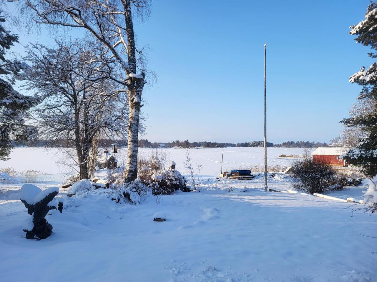 3 Bedroom Cottage With Sauna By The Sea Vaasa Bagian luar foto
