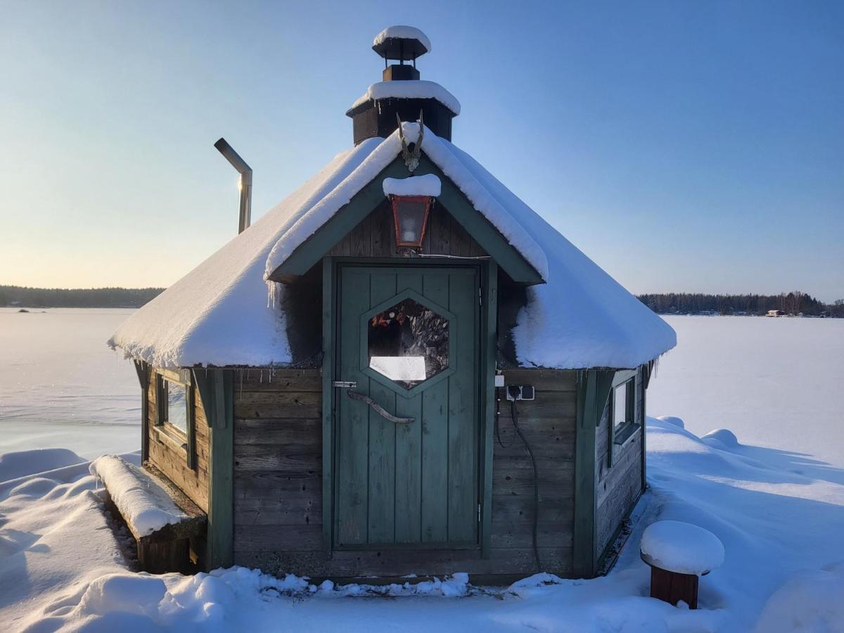 3 Bedroom Cottage With Sauna By The Sea Vaasa Bagian luar foto