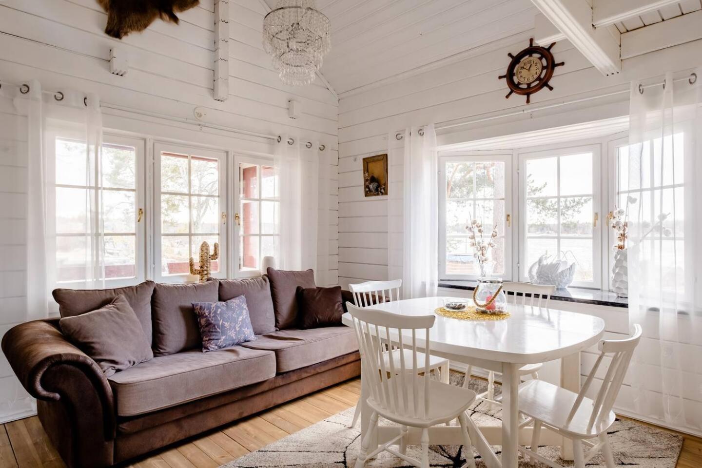 3 Bedroom Cottage With Sauna By The Sea Vaasa Bagian luar foto